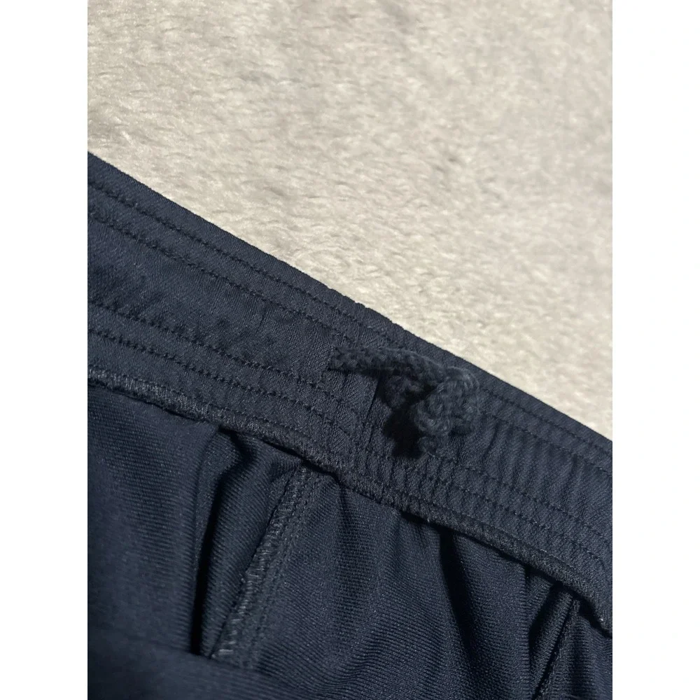 Lacoste used look